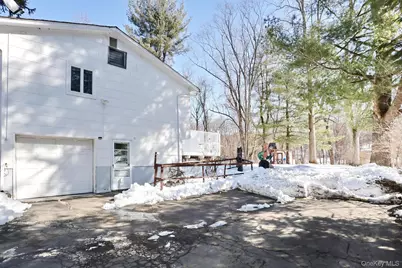 30 Bridle Road, Spring Valley, NY 10977 - Photo 36