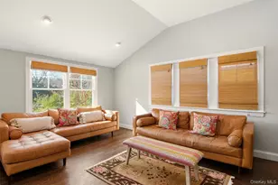 10 Beech Ln, Stony Brook, NY 11790 - Photo 4