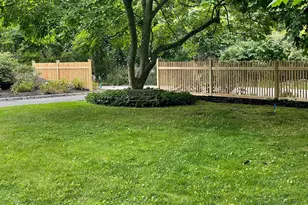 10 Beech Ln, Stony Brook, NY 11790 - Photo 22