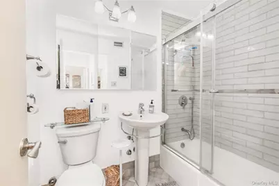 2500 Johnson Avenue #5F, Bronx, NY 10463 - Photo 10