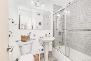 2500 Johnson Ave, Bronx, NY 10463 - Photo 10