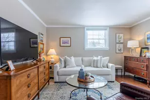 323 Hillside Ave, Hurley, NY 12443 - Photo 14