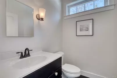 13595 Soundview Avenue, Southold, NY 11971 - Photo 10