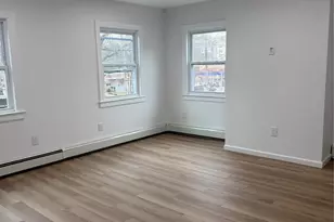 21 Continental Pl, Glen Cove, NY 11542 - Photo 6