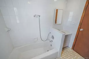 53 Canterbury Ln, North Babylon, NY 11703 - Photo 22