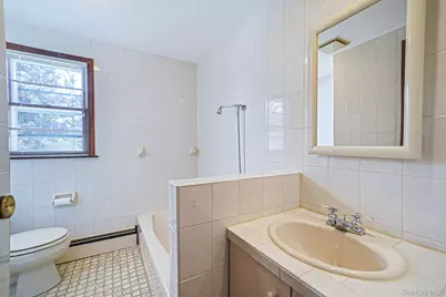 53 Canterbury Lane, North Babylon, NY 11703 - Photo 16