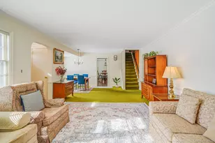 53 Canterbury Ln, North Babylon, NY 11703 - Photo 6