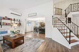 25 Wilson St, Centereach, NY 11720 - Photo 4