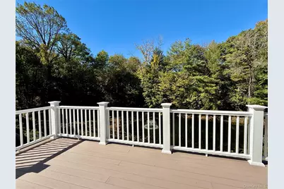 7 Cobblefield Lane, White Plains, NY 10605 - Photo 42