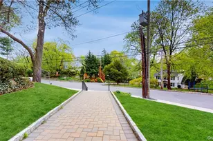 1015 Old Post Rd, Mamaroneck, NY 10543 - Photo 26