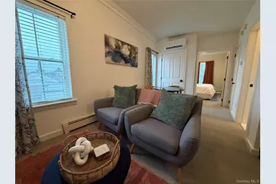 1106 Main Street #6, Fishkill, NY 12524 - Photo 4