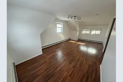 [Address not provided], North Babylon, NY 11703 - Photo 6