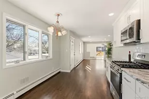 25 Whitetail Ln, Commack, NY 11725 - Photo 10