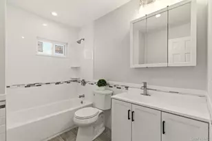 25 Whitetail Ln, Commack, NY 11725 - Photo 20