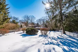 18 Annetta Ave, Smithtown, NY 11787 - Photo 14