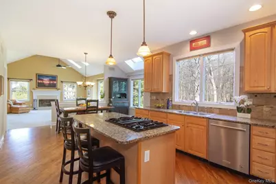 77 Dimond Avenue, Cortlandt Manor, NY 10567 - Photo 8