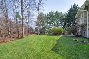 77 Dimond Ave, Cortlandt Manor, NY 10567 - Photo 32