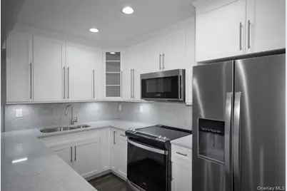 116 Smithtown Boulevard #8B, Nesconset, NY 11767 - Photo 2