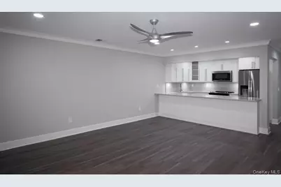 116 Smithtown Boulevard #8B, Nesconset, NY 11767 - Photo 4