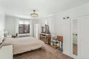 15 Hill Park Ave, Great Neck, NY 11021 - Photo 12