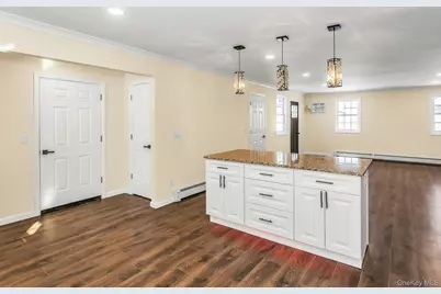 25 Turn Lane, Levittown, NY 11756 - Photo 6