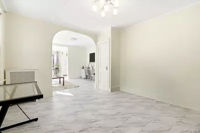 69-27 Manse Street, Forest Hills, NY 11375 - Photo 10