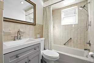 69-27 Manse St, Forest Hills, NY 11375 - Photo 24