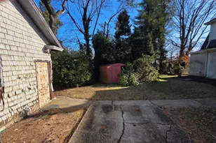 339 Tulip Ave, Floral Park, NY 11001 - Photo 8