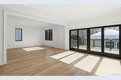 31 Gedney Way, White Plains, NY 10605 - Photo 16