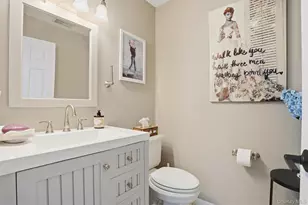 60 Herrels Cir, Melville, NY 11747 - Photo 12