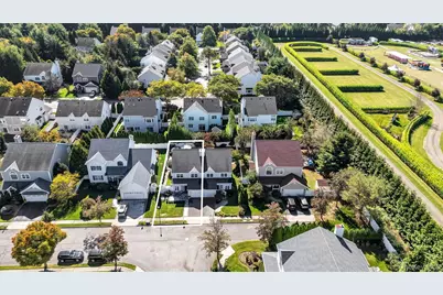 60 Herrels Circle, Melville, NY 11747 - Photo 28