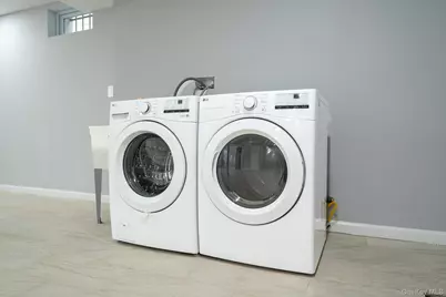 7036 70th Street, Glendale, NY 11385 - Photo 26