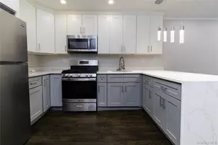 2-15 Beach 96th St, Rockaway Beach, NY 11693 - Photo 18