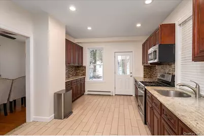 34 S Front Street, Farmingdale, NY 11735 - Photo 8