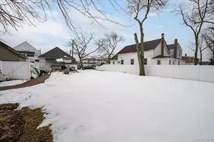 34 S Front St, Farmingdale, NY 11735 - Photo 14