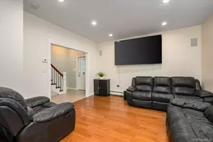 34 S Front St, Farmingdale, NY 11735 - Photo 4