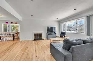 34 Roxbury Rd, Port Washington, NY 11050 - Photo 4