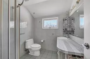 34 Roxbury Rd, Port Washington, NY 11050 - Photo 14