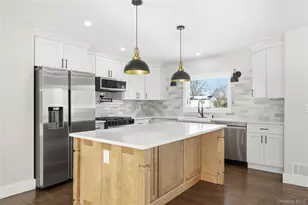 22 Kennedy Dr, Centereach, NY 11720 - Photo 6