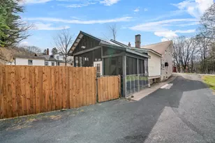 274 Canal St, Ellenville, NY 12428 - Photo 26