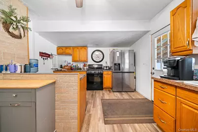 274 Canal Street, Ellenville, NY 12428 - Photo 10