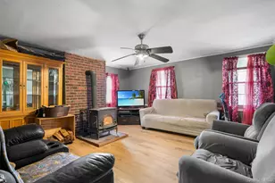 274 Canal St, Ellenville, NY 12428 - Photo 6