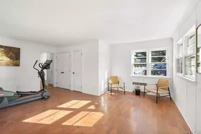 467 Hempstead Avenue, Rockville Centre, NY 11570 - Photo 26