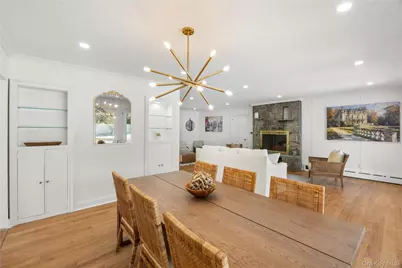 467 Hempstead Avenue, Rockville Centre, NY 11570 - Photo 20