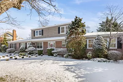 467 Hempstead Avenue, Rockville Centre, NY 11570 - Photo 4