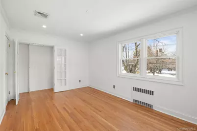 467 Hempstead Avenue, Rockville Centre, NY 11570 - Photo 40