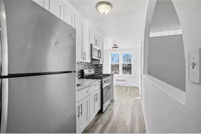 7510 Yellowstone Boulevard #5F, Rego Park, NY 11374 - Photo 8