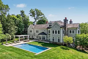 12 Gifford Lake Dr, Armonk, NY 10504 - Photo 4