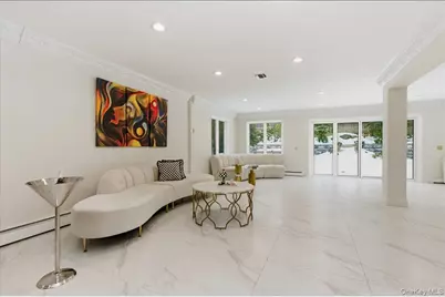 12 Red Brook Road, Great Neck, NY 11024 - Photo 8