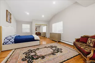 12 Redbrook Rd, Great Neck, NY 11024 - Photo 22